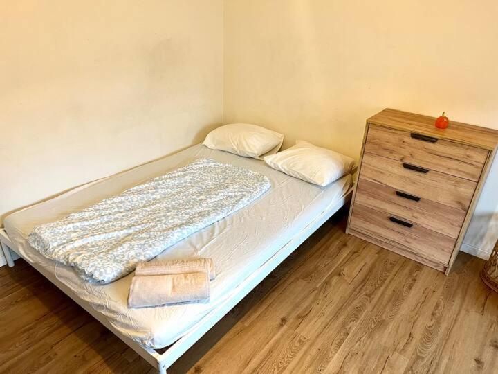 Appartement Spacious 2 Bedroom With Balcony Alt 153 - Self Checkin *